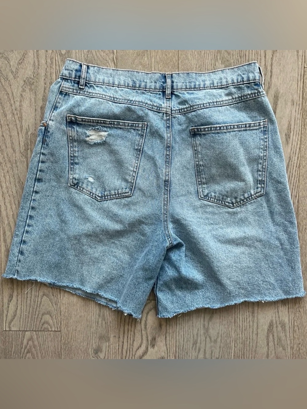 Ardene Women's Light Blue High Rise Bermuda Jean Shorts in size 13 - Picture 7 of 7